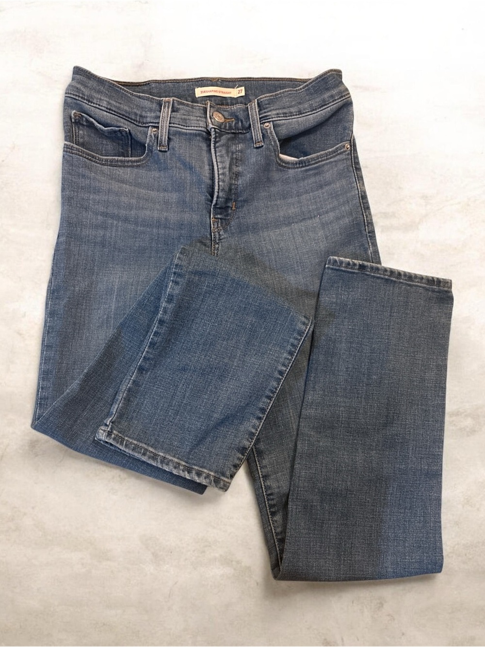 Levi's Women's Light Blue Straight Leg Jeans